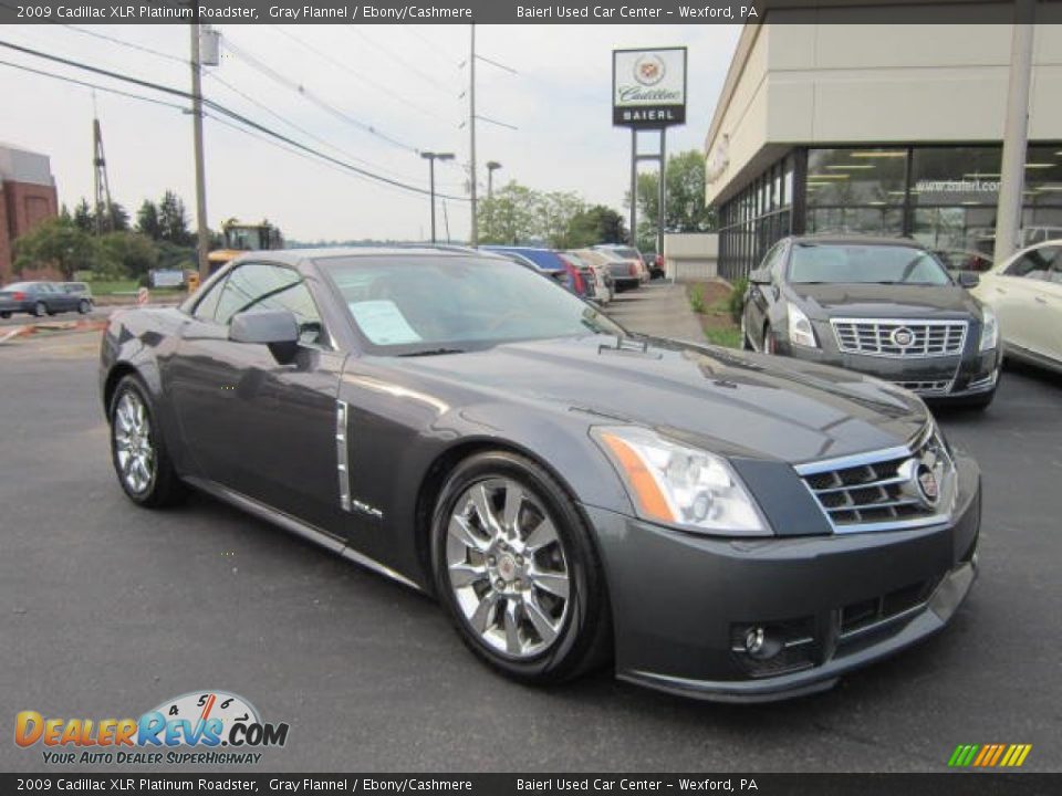Front 3/4 View of 2009 Cadillac XLR Platinum Roadster Photo #1