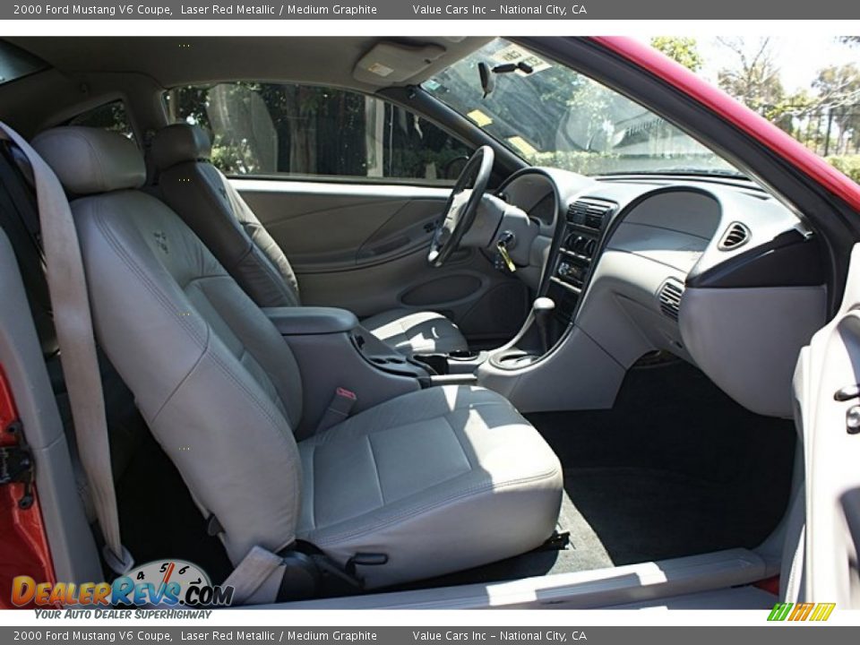 Medium Graphite Interior - 2000 Ford Mustang V6 Coupe Photo #11