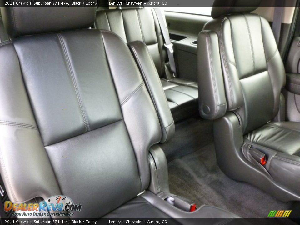 Rear Seat of 2011 Chevrolet Suburban Z71 4x4 Photo #18