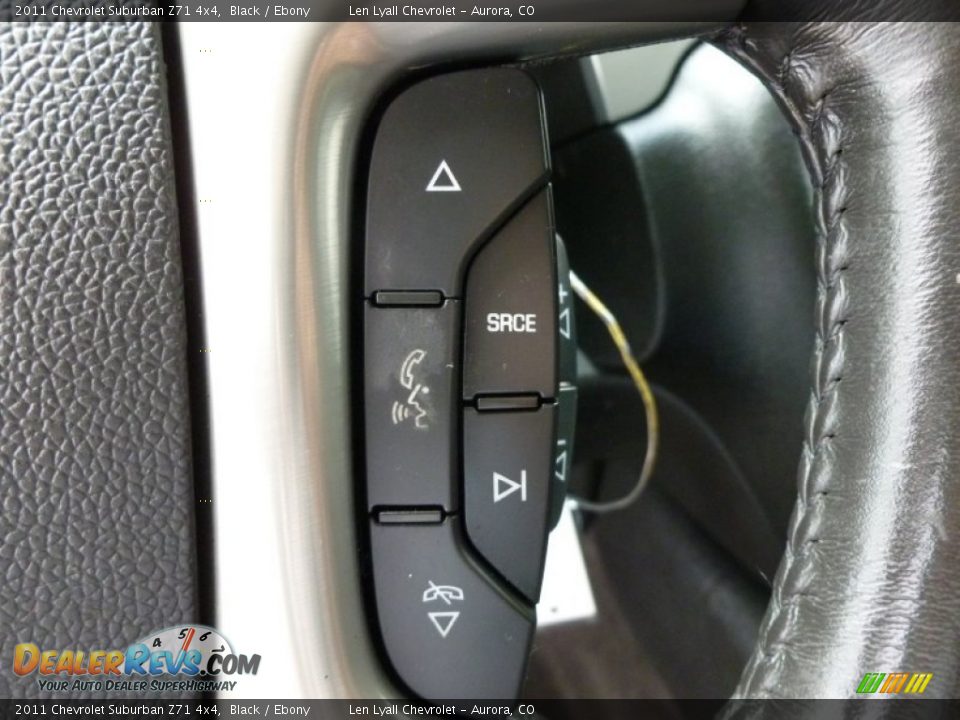 Controls of 2011 Chevrolet Suburban Z71 4x4 Photo #30