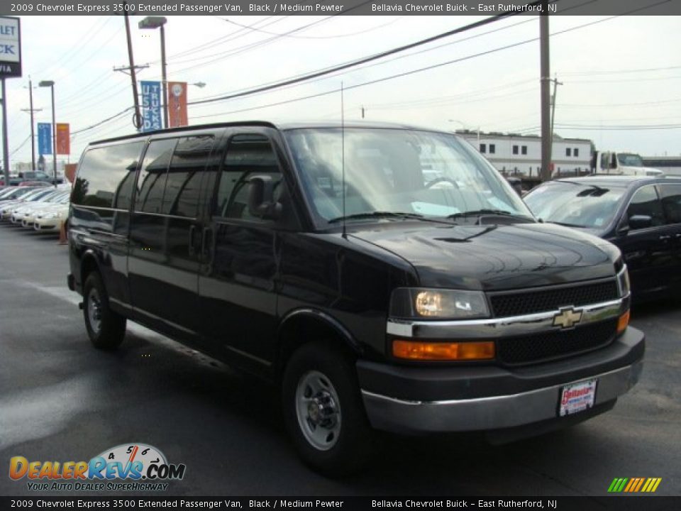 2009 Chevrolet Express 3500 Extended Passenger Van Black / Medium Pewter Photo #3