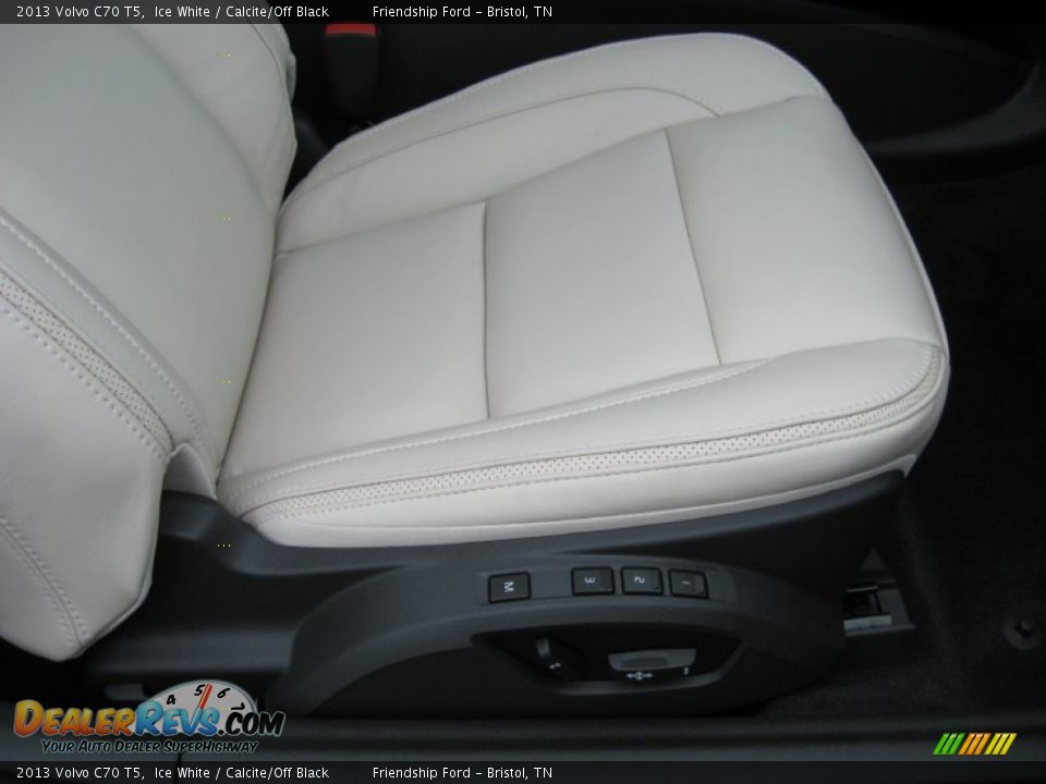 Front Seat of 2013 Volvo C70 T5 Photo #20