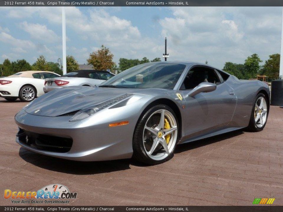 Front 3/4 View of 2012 Ferrari 458 Italia Photo #2