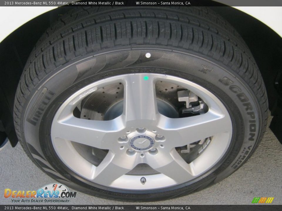 2013 Mercedes-Benz ML 550 4Matic Diamond White Metallic / Black Photo #10