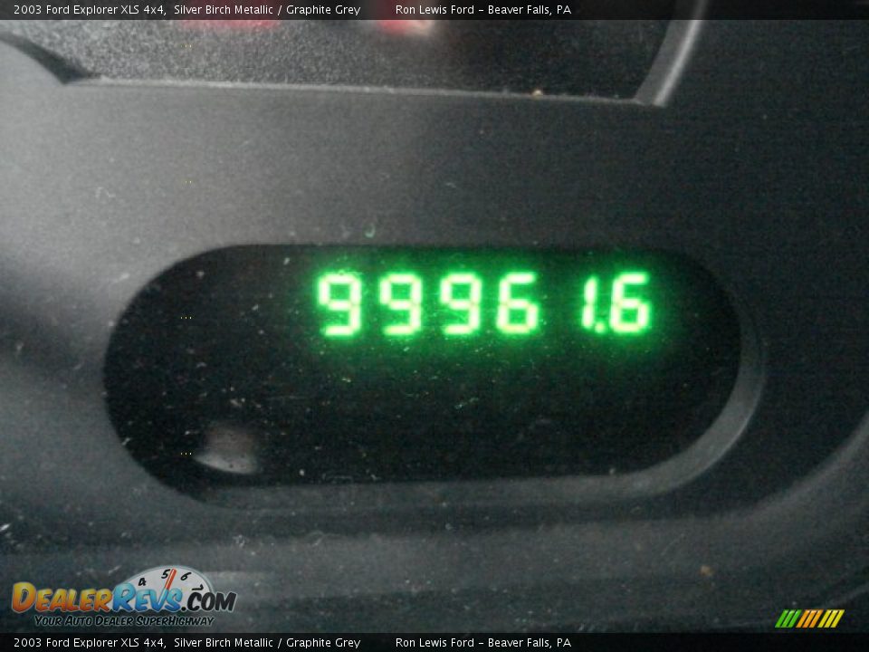 2003 Ford Explorer XLS 4x4 Silver Birch Metallic / Graphite Grey Photo #12