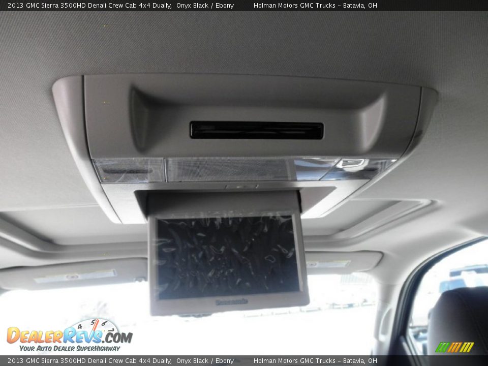 2013 GMC Sierra 3500HD Denali Crew Cab 4x4 Dually Onyx Black / Ebony Photo #17