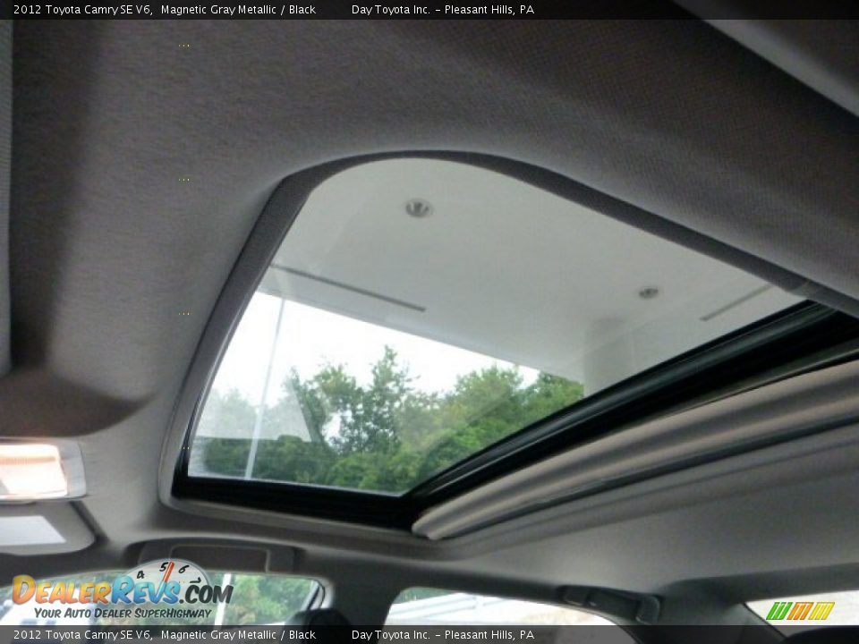 2012 Toyota Camry SE V6 Magnetic Gray Metallic / Black Photo #12