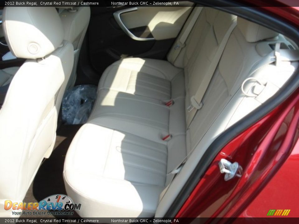 Rear Seat of 2012 Buick Regal  Photo #13