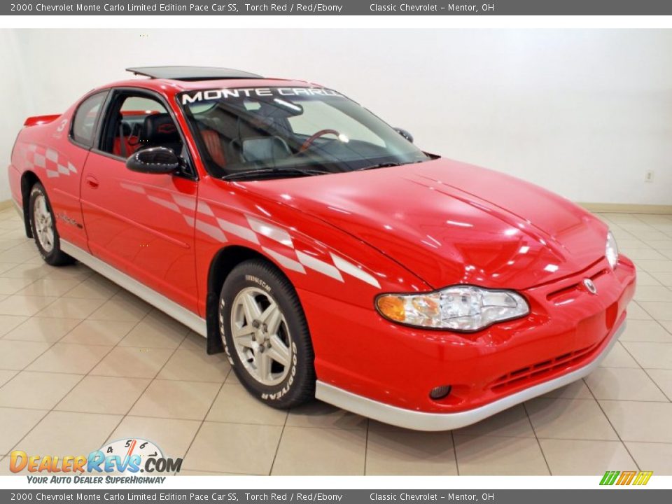 Front 3/4 View of 2000 Chevrolet Monte Carlo Limited Edition Pace Car SS Photo #1