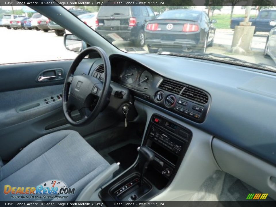 1996 Honda Accord LX Sedan Sage Green Metallic / Gray Photo #17
