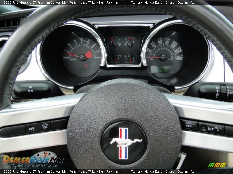 2006 Ford Mustang GT Premium Convertible Performance White / Light Parchment Photo #16