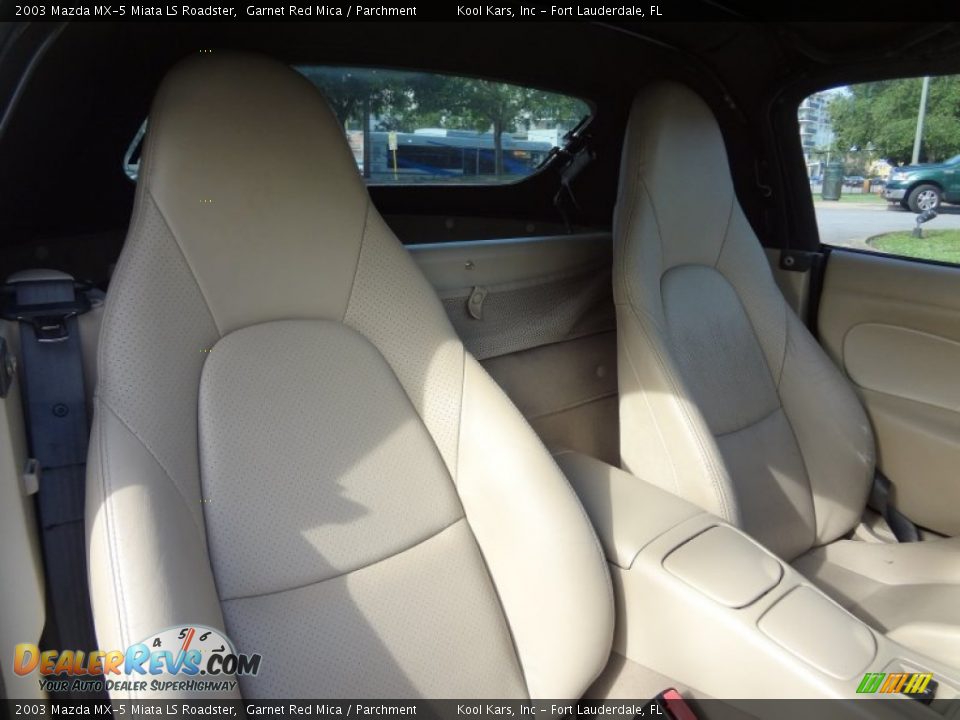 2003 Mazda MX-5 Miata LS Roadster Garnet Red Mica / Parchment Photo #15