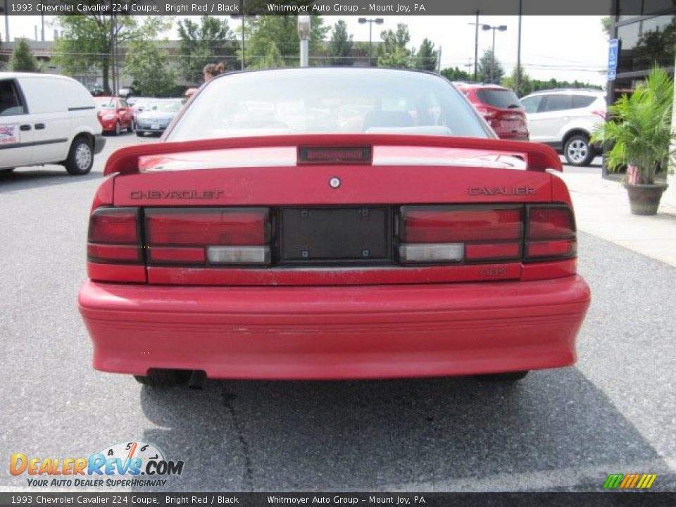 1993 Chevrolet Cavalier Z24 Coupe Bright Red / Black Photo #4