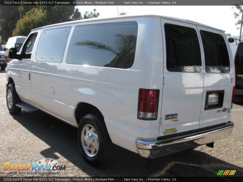 2010 Ford E Series Van E150 XLT Passenger Oxford White / Medium Flint Photo #4