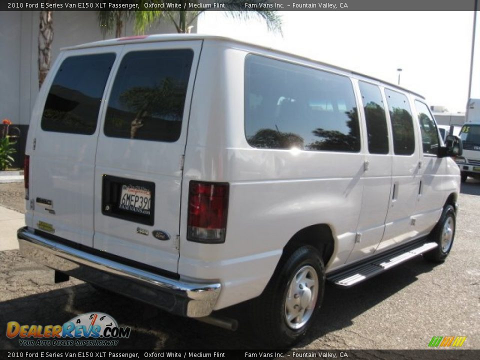 2010 Ford E Series Van E150 XLT Passenger Oxford White / Medium Flint Photo #5