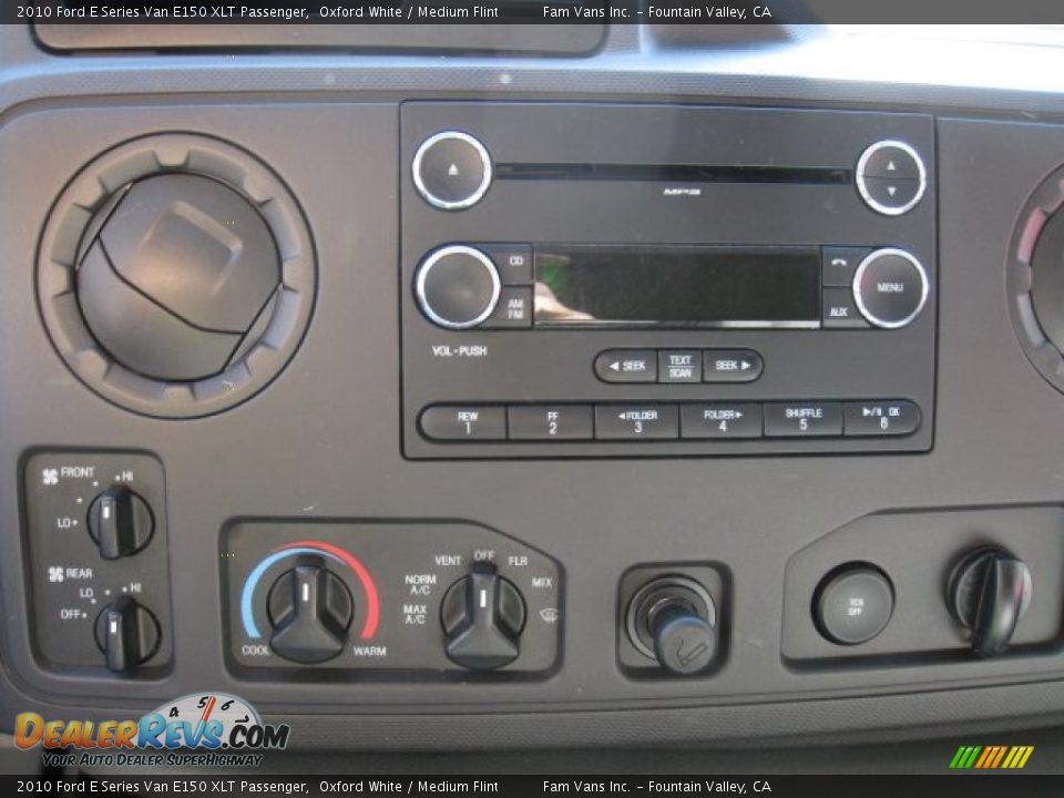 2010 Ford E Series Van E150 XLT Passenger Oxford White / Medium Flint Photo #10