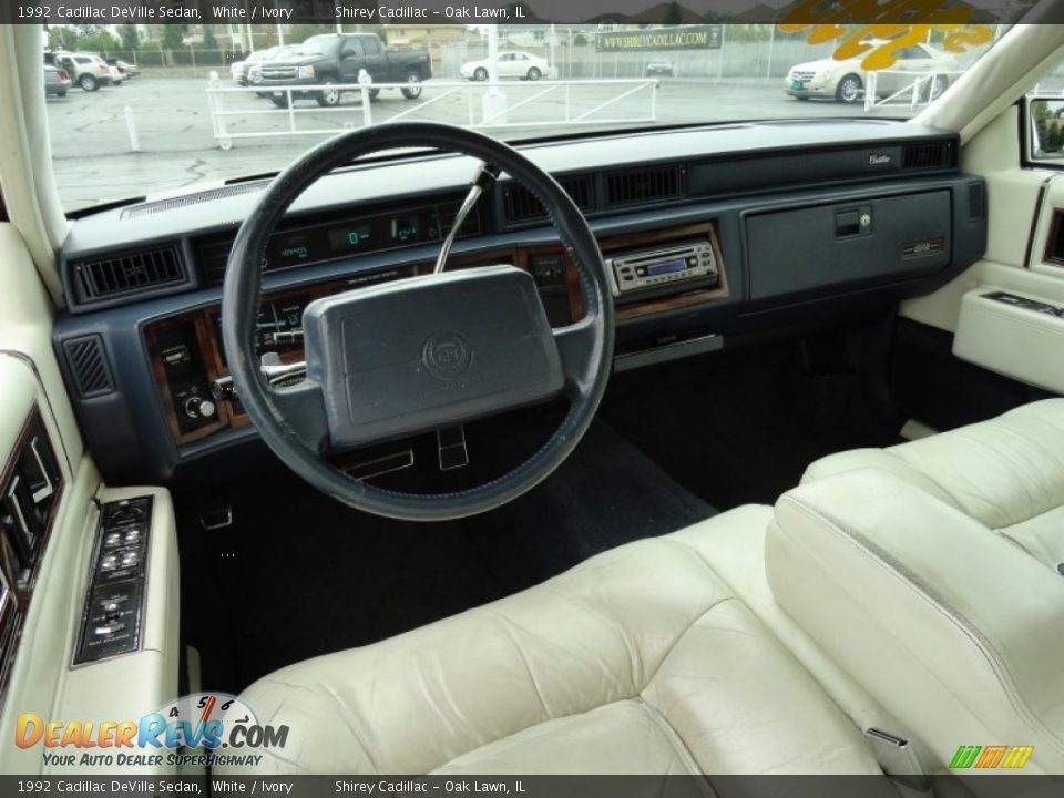 Ivory Interior - 1992 Cadillac DeVille Sedan Photo #9