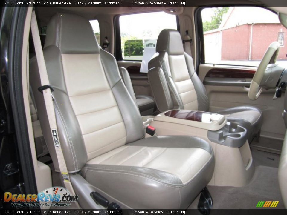 Front Seat of 2003 Ford Excursion Eddie Bauer 4x4 Photo #14
