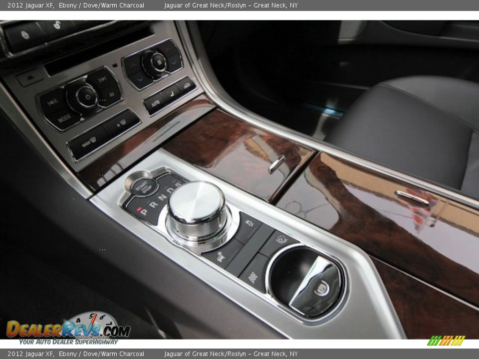 2012 Jaguar XF Ebony / Dove/Warm Charcoal Photo #30