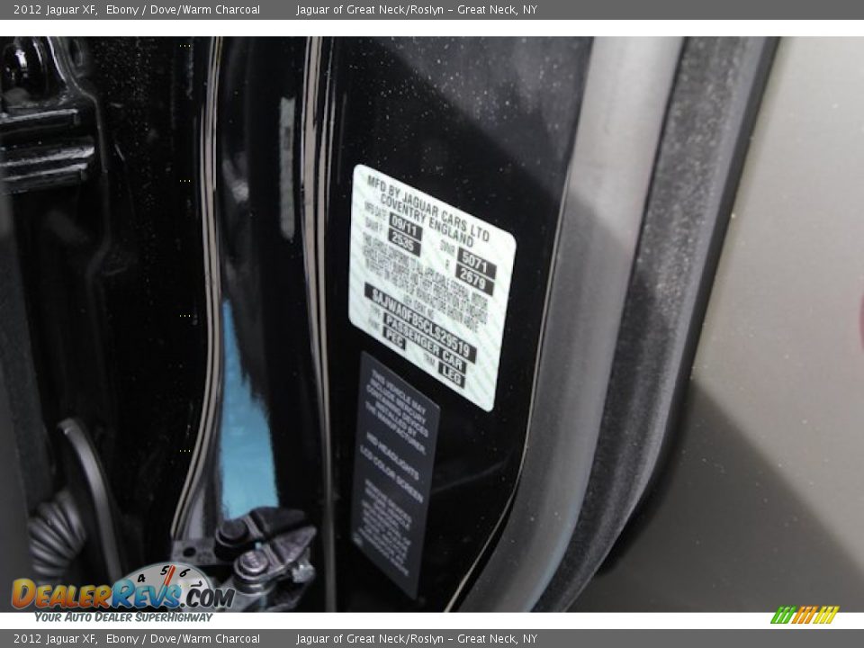2012 Jaguar XF Ebony / Dove/Warm Charcoal Photo #31