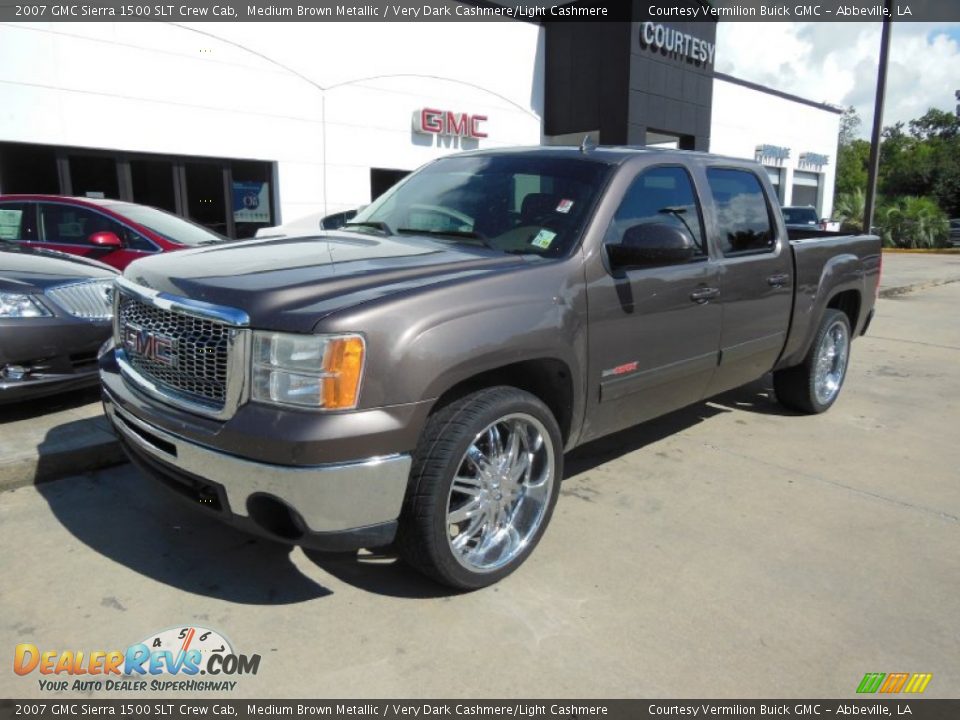 2007 GMC Sierra 1500 SLT Crew Cab Medium Brown Metallic / Very Dark Cashmere/Light Cashmere Photo #2