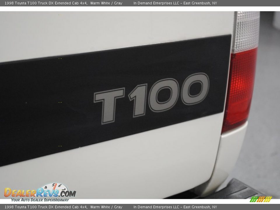 1998 Toyota T100 Truck DX Extended Cab 4x4 Warm White / Gray Photo #26