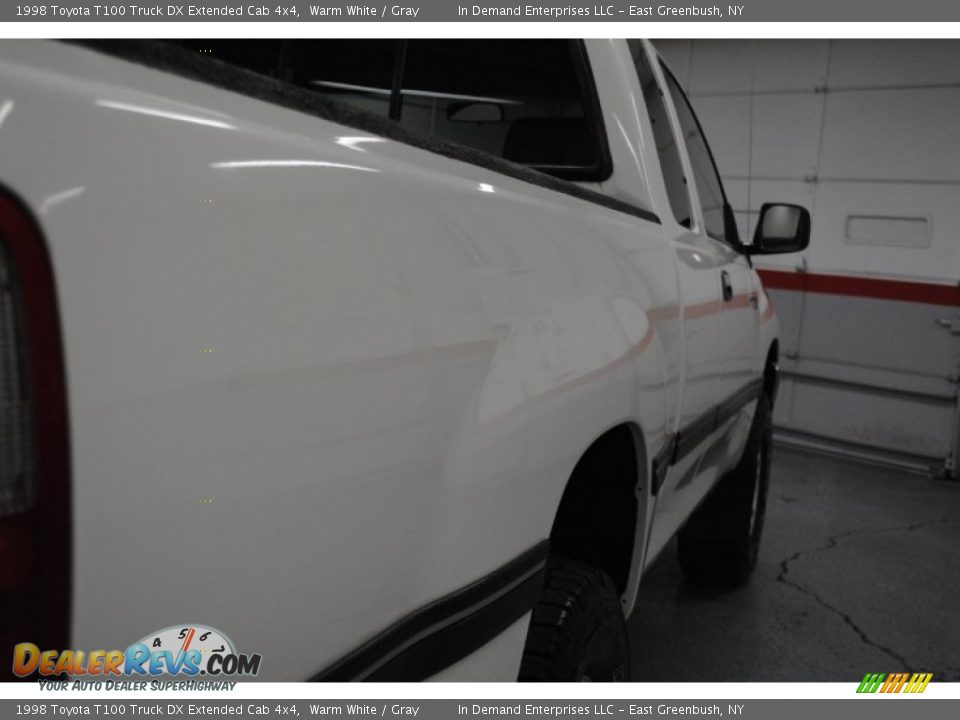 1998 Toyota T100 Truck DX Extended Cab 4x4 Warm White / Gray Photo #35