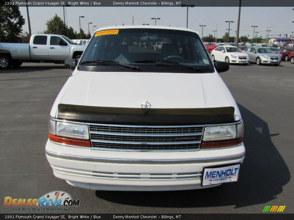 1991 Plymouth Grand Voyager SE Bright White / Blue Photo #2