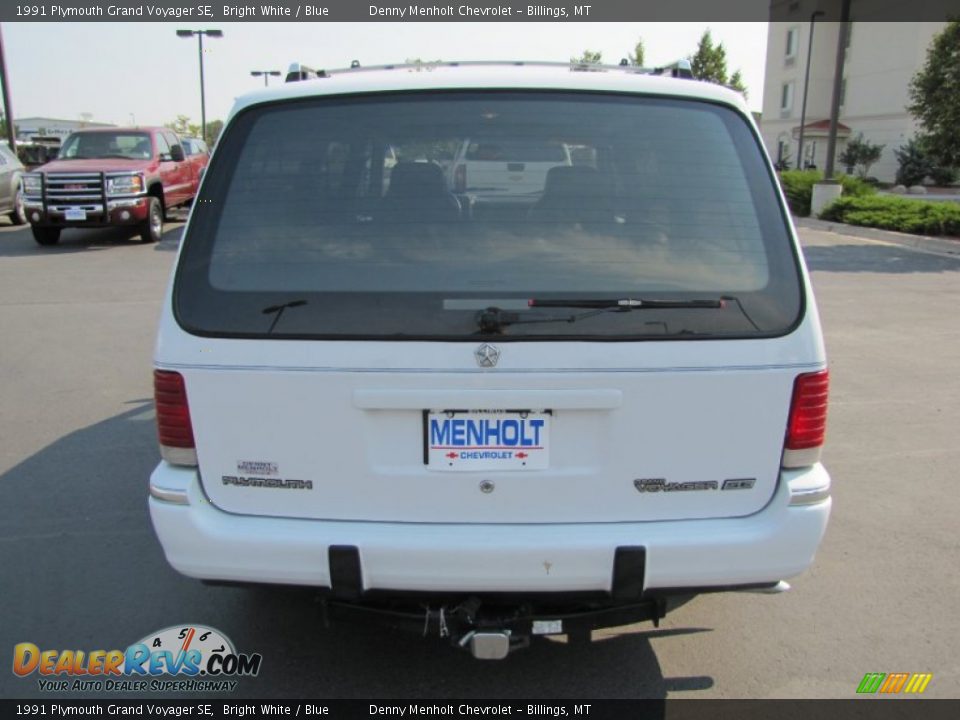 1991 Plymouth Grand Voyager SE Bright White / Blue Photo #6