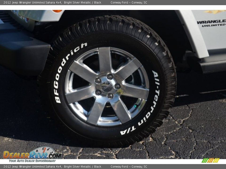 2012 Jeep Wrangler Unlimited Sahara 4x4 Bright Silver Metallic / Black Photo #9