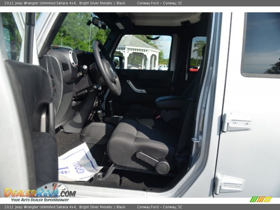 2012 Jeep Wrangler Unlimited Sahara 4x4 Bright Silver Metallic / Black Photo #21