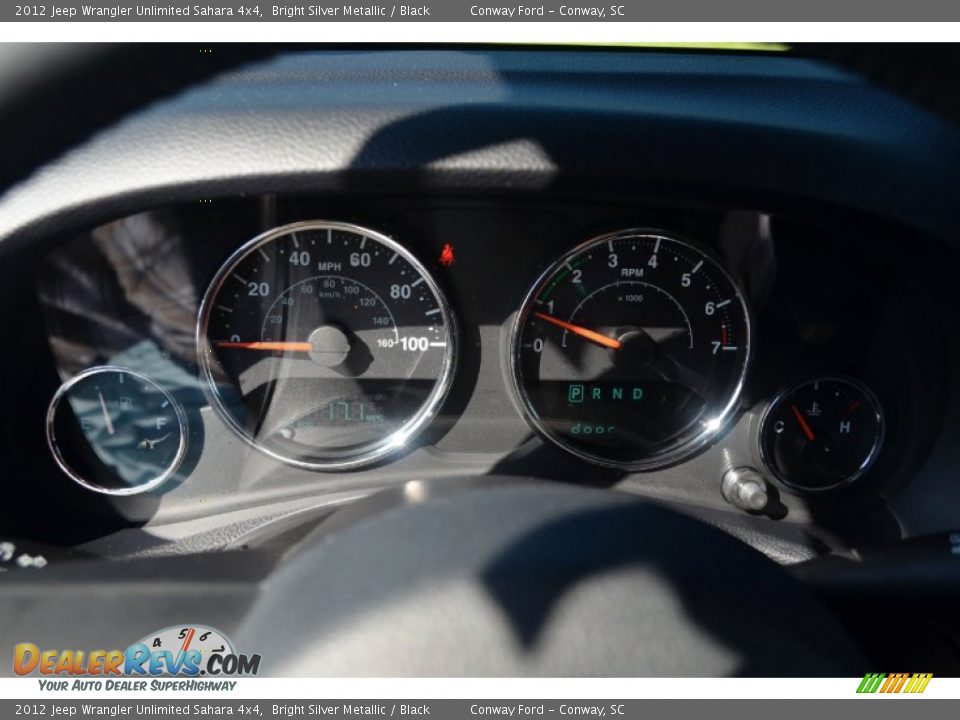 2012 Jeep Wrangler Unlimited Sahara 4x4 Bright Silver Metallic / Black Photo #25
