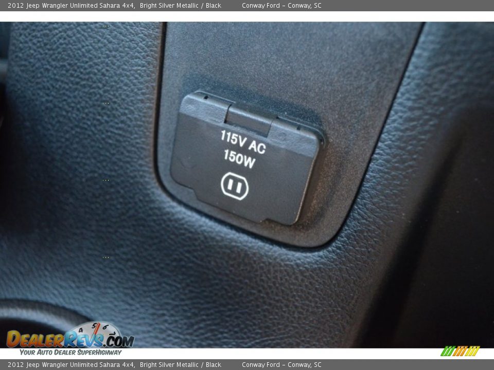 2012 Jeep Wrangler Unlimited Sahara 4x4 Bright Silver Metallic / Black Photo #30