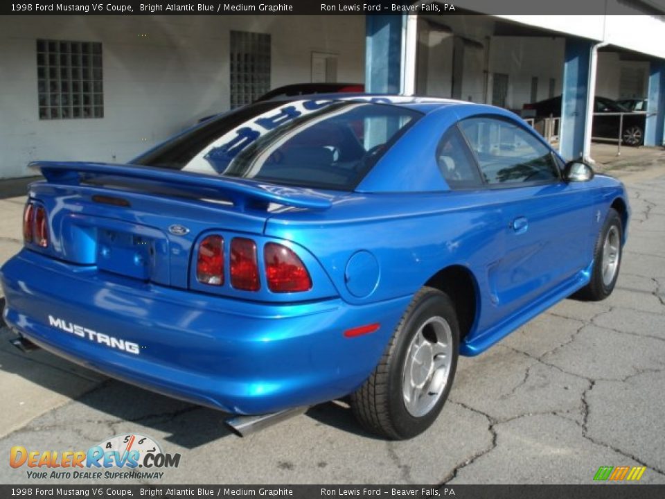 Color Sample of 1998 Ford Mustang V6 Coupe Photo #6