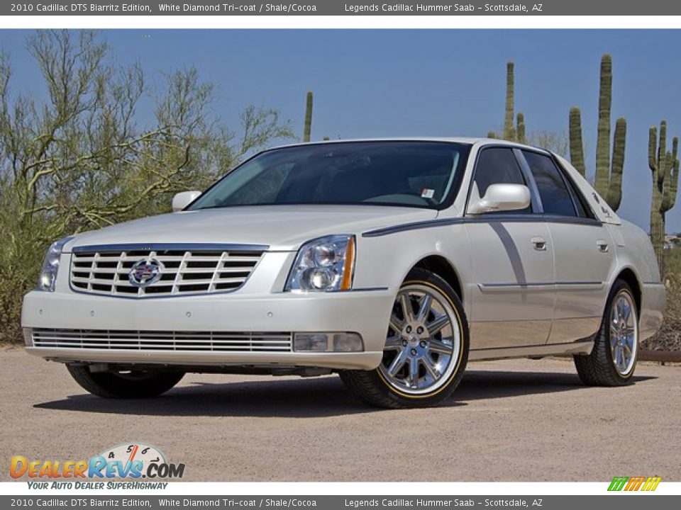 Front 3/4 View of 2010 Cadillac DTS Biarritz Edition Photo #1