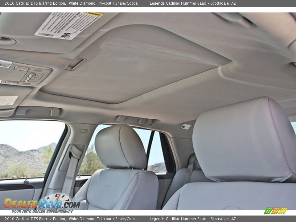 Sunroof of 2010 Cadillac DTS Biarritz Edition Photo #25