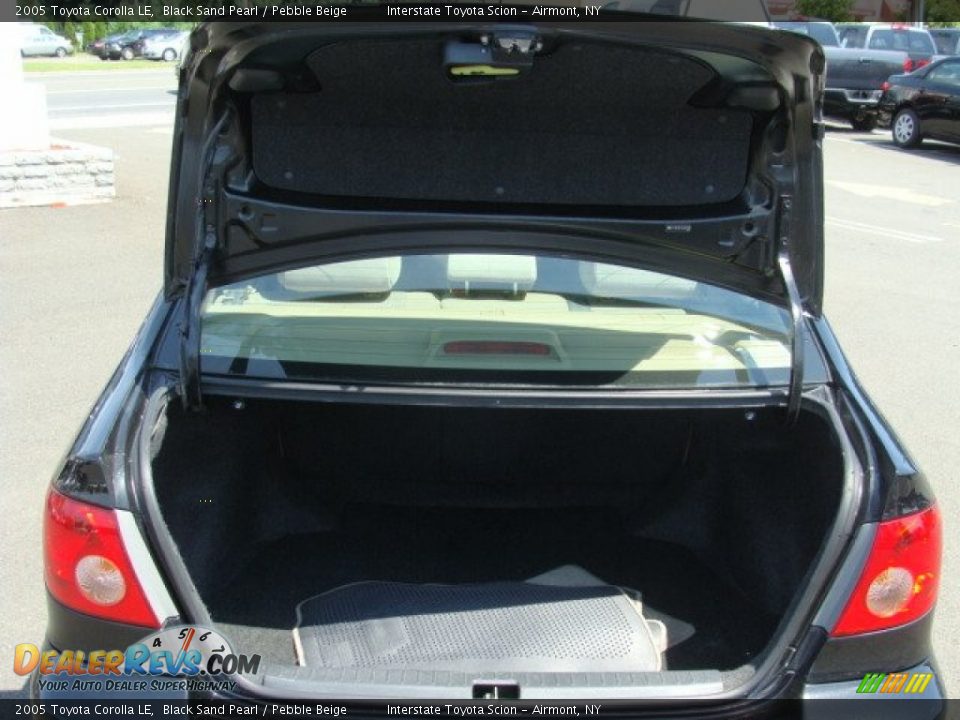 2005 Toyota Corolla LE Black Sand Pearl / Pebble Beige Photo #20