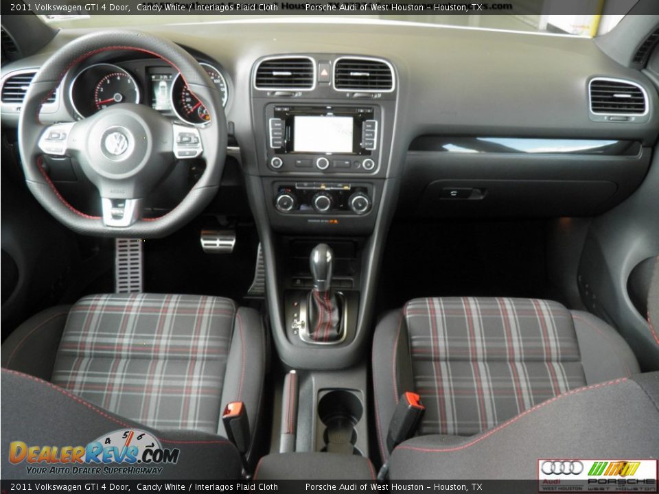 2011 Volkswagen GTI 4 Door Candy White / Interlagos Plaid Cloth Photo #16