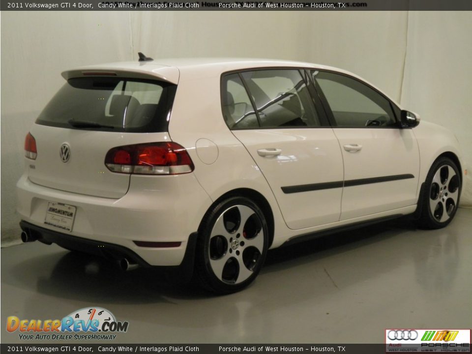 2011 Volkswagen GTI 4 Door Candy White / Interlagos Plaid Cloth Photo #24