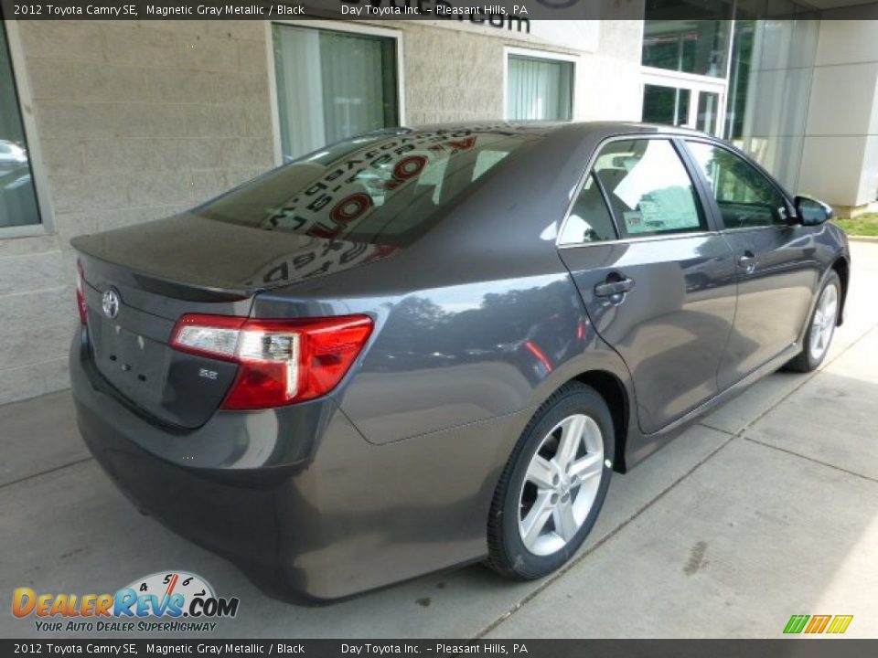 2012 Toyota Camry SE Magnetic Gray Metallic / Black Photo #2
