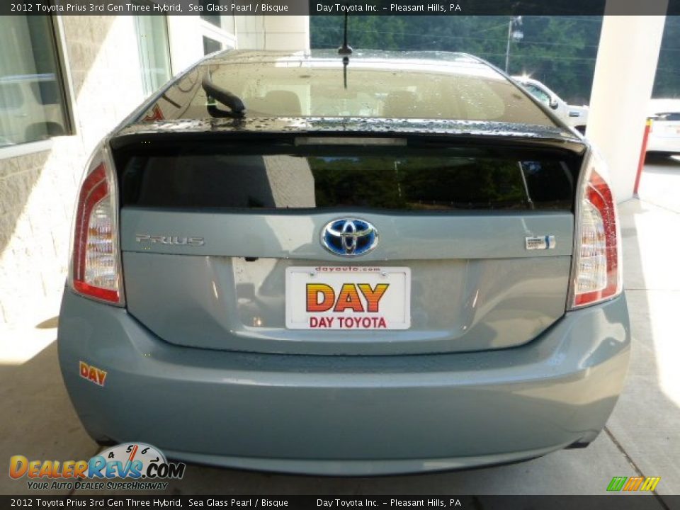 2012 Toyota Prius 3rd Gen Three Hybrid Sea Glass Pearl / Bisque Photo #3