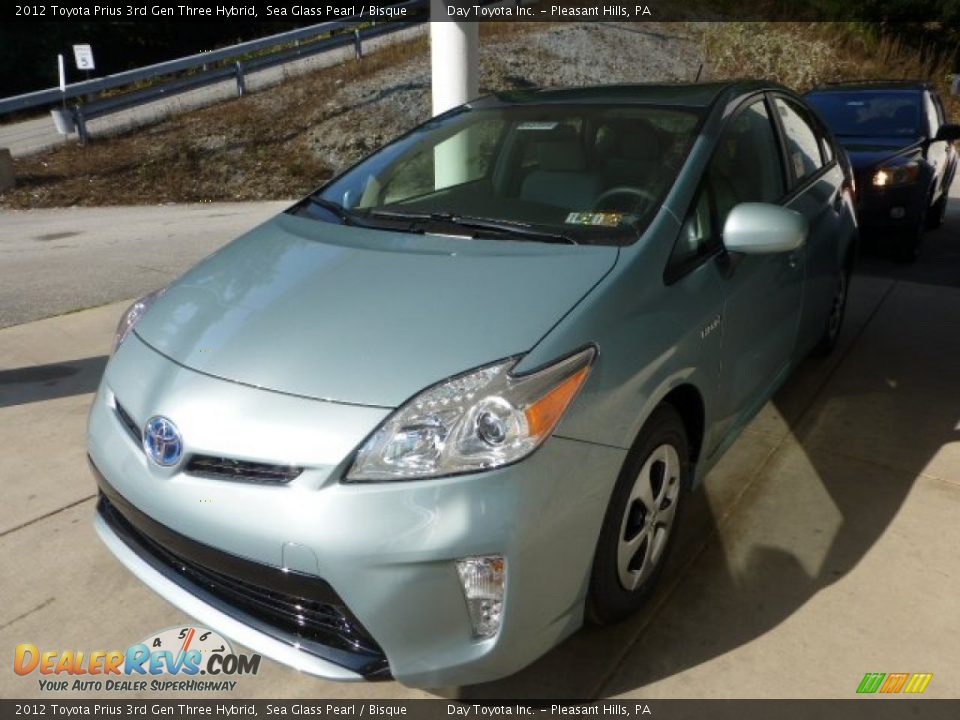 2012 Toyota Prius 3rd Gen Three Hybrid Sea Glass Pearl / Bisque Photo #5