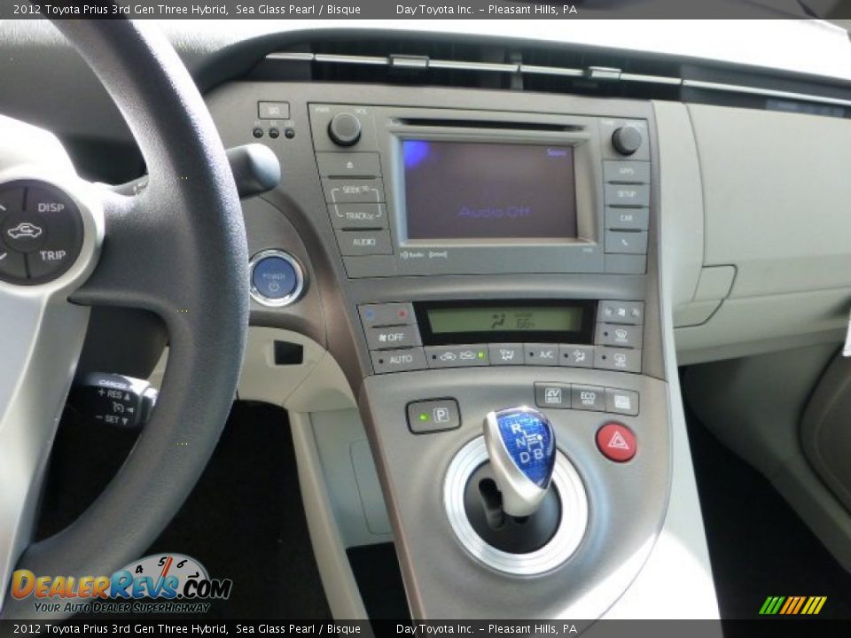 2012 Toyota Prius 3rd Gen Three Hybrid Sea Glass Pearl / Bisque Photo #13