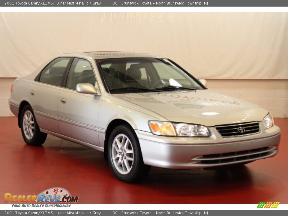 2001 Toyota Camry XLE V6 Lunar Mist Metallic / Gray Photo #1