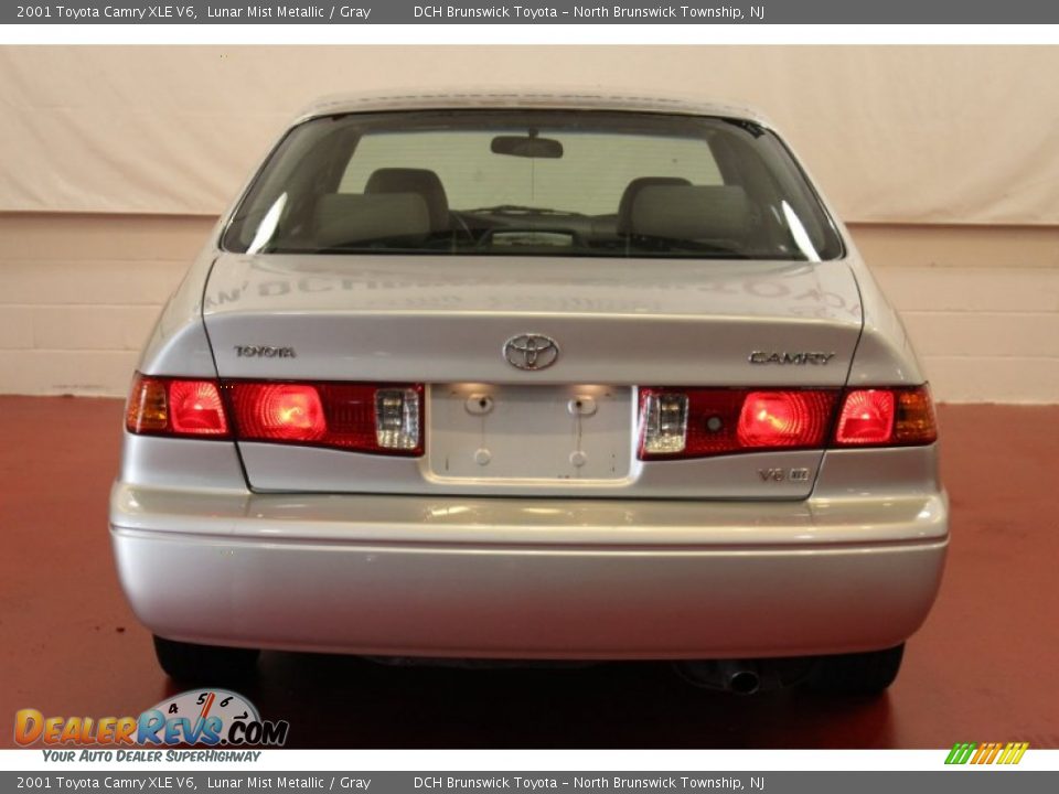 2001 Toyota Camry XLE V6 Lunar Mist Metallic / Gray Photo #7