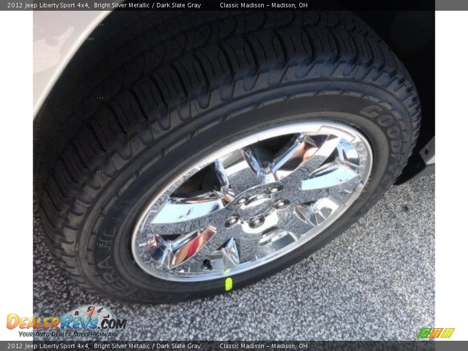 2012 Jeep Liberty Sport 4x4 Bright Silver Metallic / Dark Slate Gray Photo #2