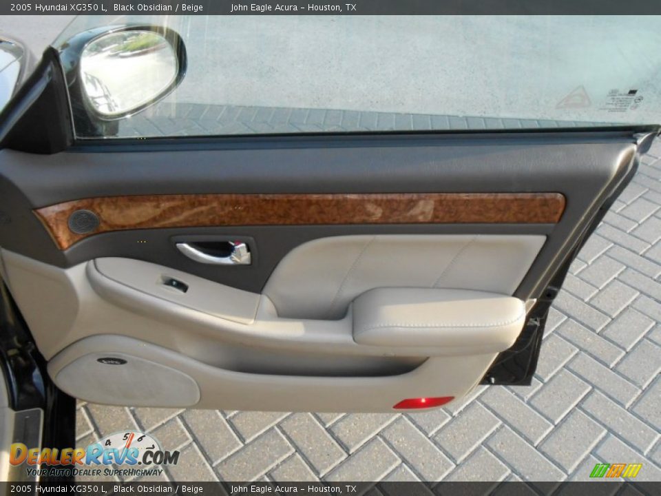 2005 Hyundai XG350 L Black Obsidian / Beige Photo #13