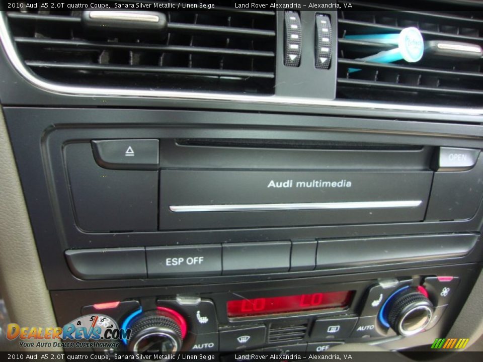 Controls of 2010 Audi A5 2.0T quattro Coupe Photo #33