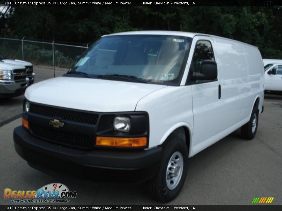 2013 Chevrolet Express 3500 Cargo Van Summit White / Medium Pewter Photo #2