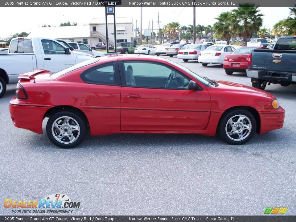 2005 Pontiac Grand Am GT Coupe Victory Red / Dark Taupe Photo #4